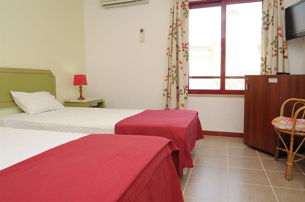 Best Western Hotel Dom Bernardo District de District de Faro Chambre photo